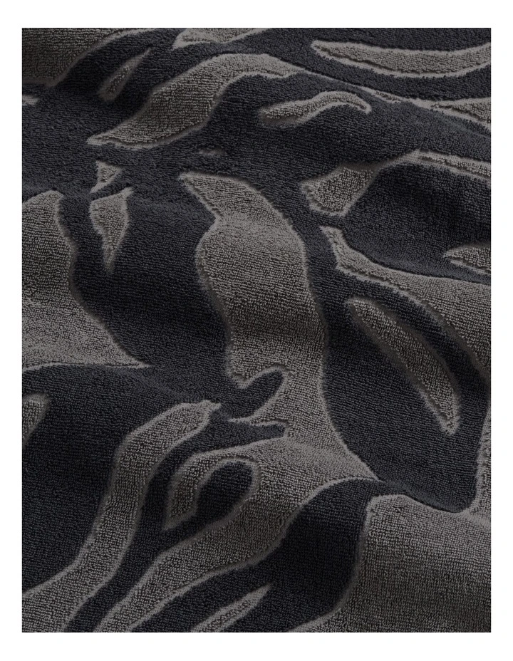Bofleur Robe in Graphite image 5