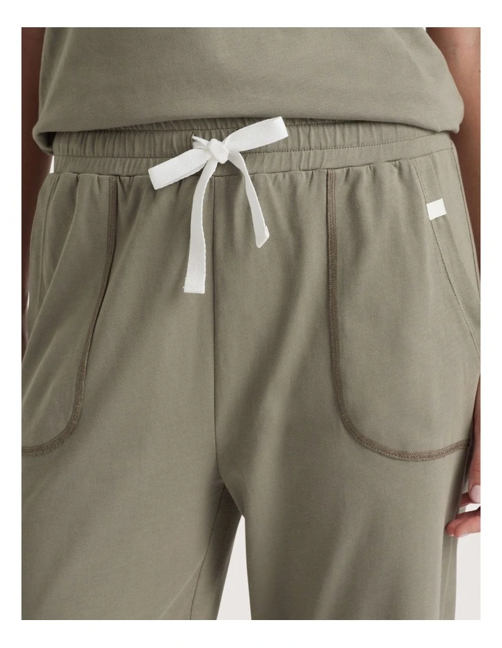 Luna Jogger in Thyme image 3