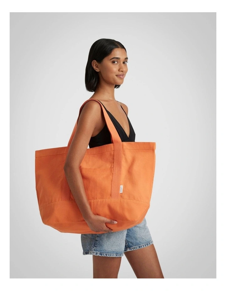 Palmes Tote Bag in Nectar image 2
