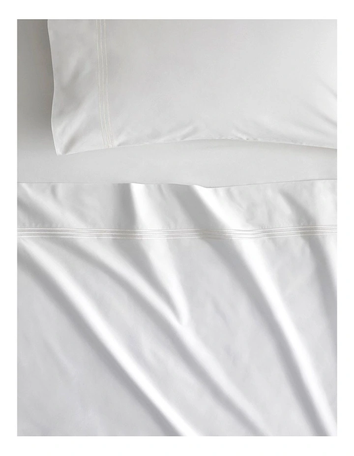 1200TC Palais Flat Sheet in Snow image 2
