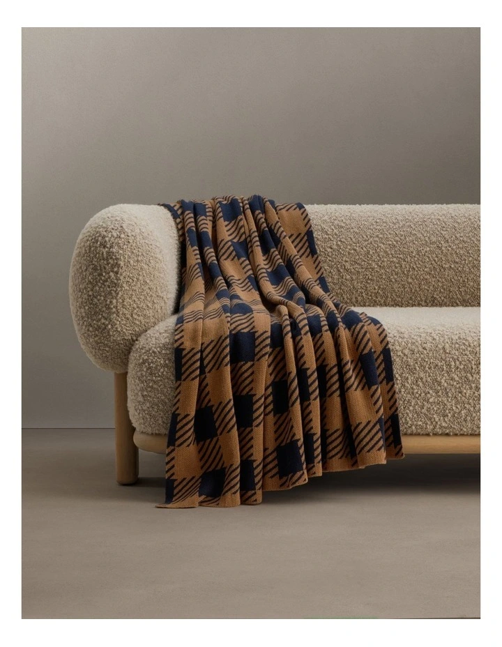 Anson Throw in Midnight image 3