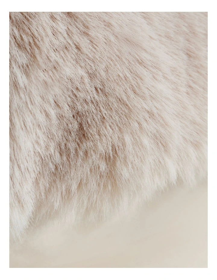 Carlson Round Cushion in Bone image 2