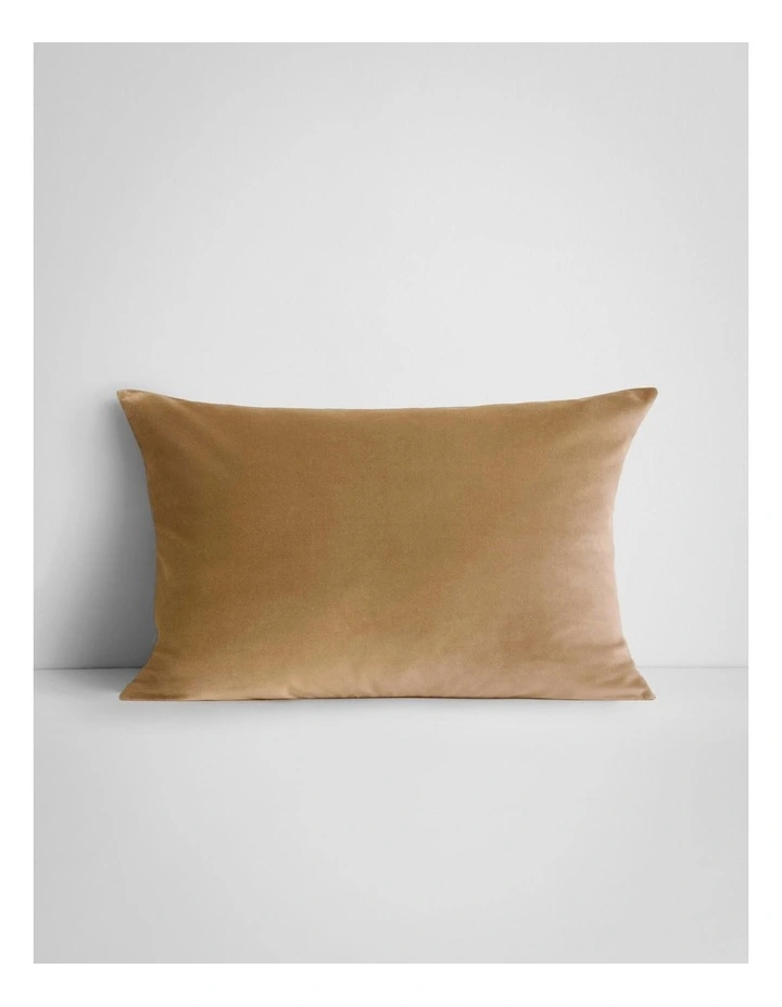 Tessino Linen Breakfast Cushion in Pecan image 2