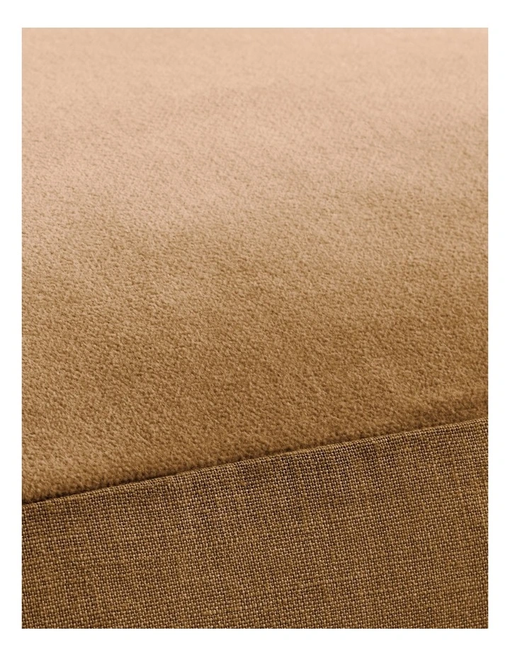 Tessino Linen Breakfast Cushion in Pecan image 3