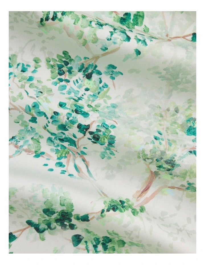 La Soie Shirt in Whisper Green image 5