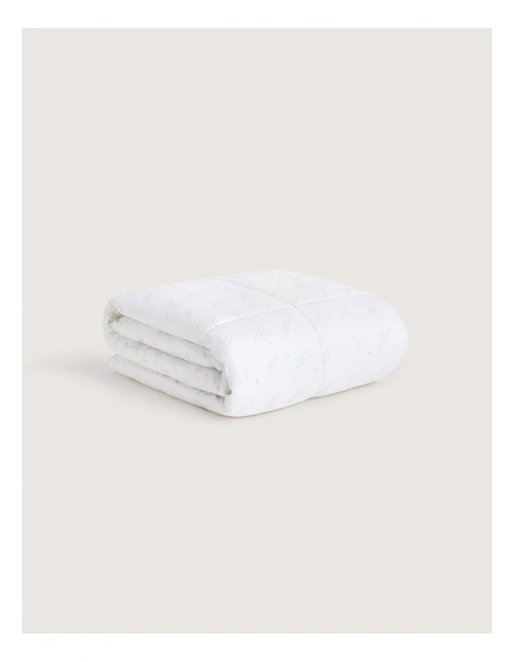 Deluxe Kids Cotton Washable Quilt in Pure White image 1