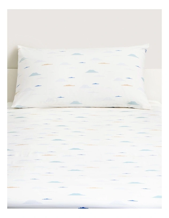 Dreamer Kids Fitted Sheet in Meringue image 1