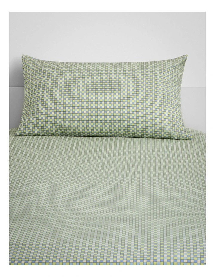 Tucky Kids Fitted Sheet in Spring image 1