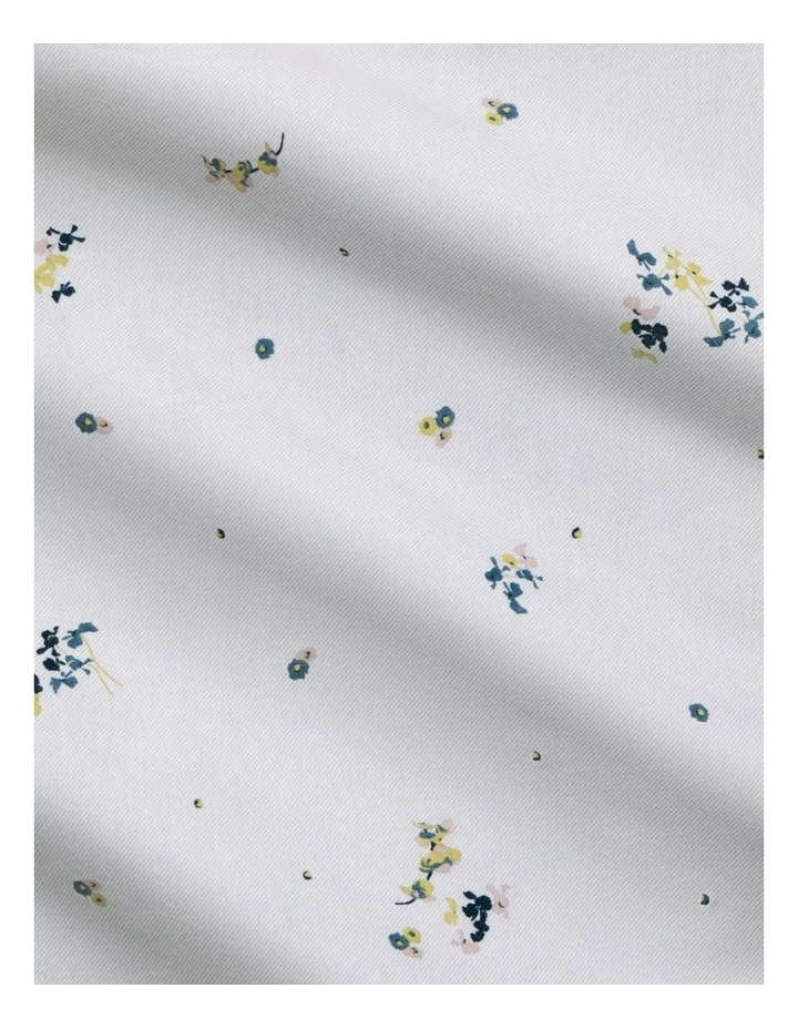 Flannelette Flower Field Sheet Set in Blue Frost image 3