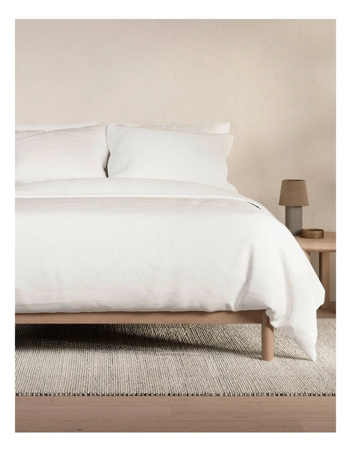 Flannelette Quilt Cover Set in White image 1