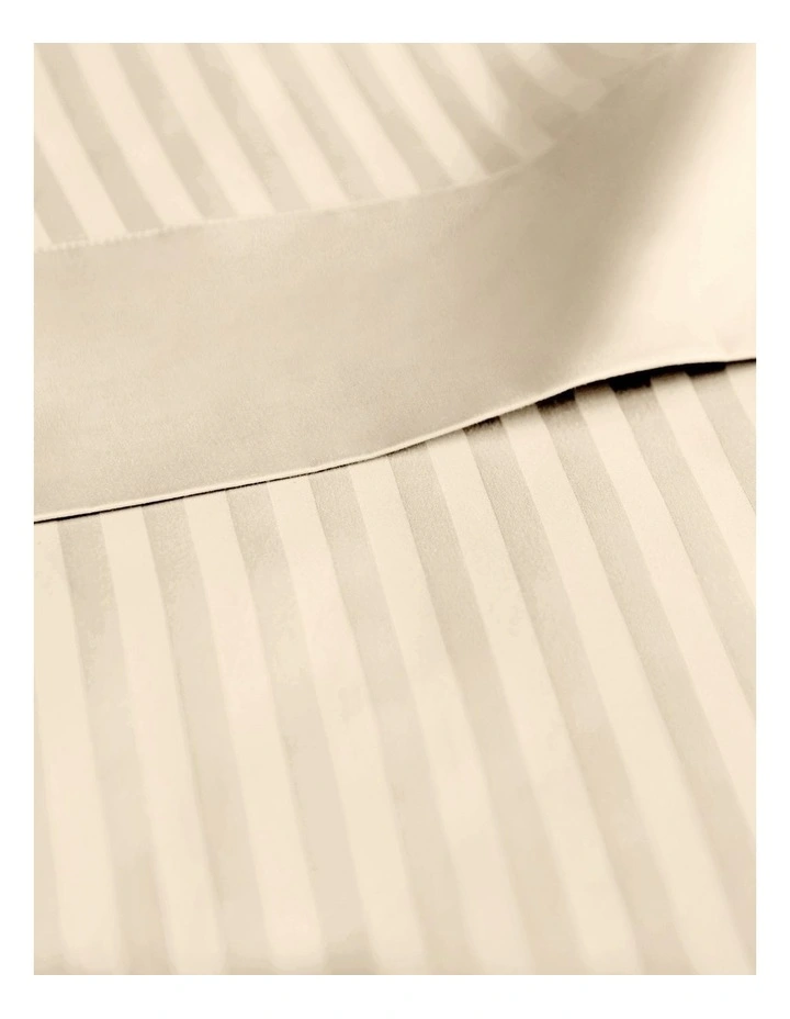 Millennia Tailored Pillowcase 1200TC in Champagne image 2