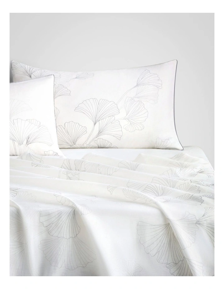 Abbotson European Flax Linen Gingko Flat Sheet in White image 1