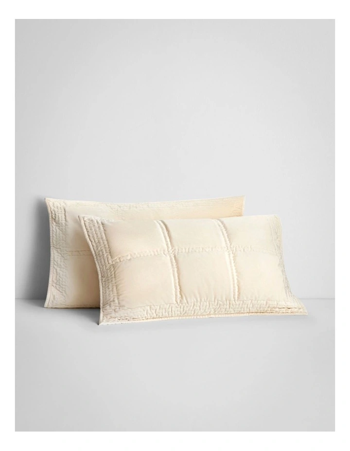 Remme Pillow Sham image 1