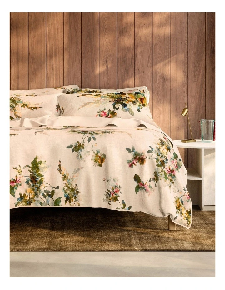 Reilly Floral Quilt Cover Set in Natural image 1