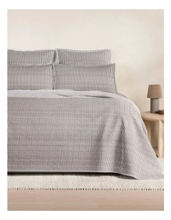 Reilly Stripe Duo Bed Cover in Chocolate