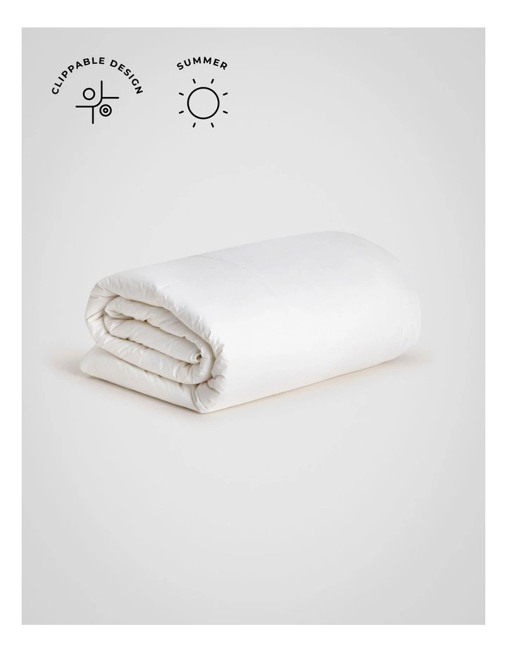 Australian Wool Washable Light Quilt in Pure White image 2