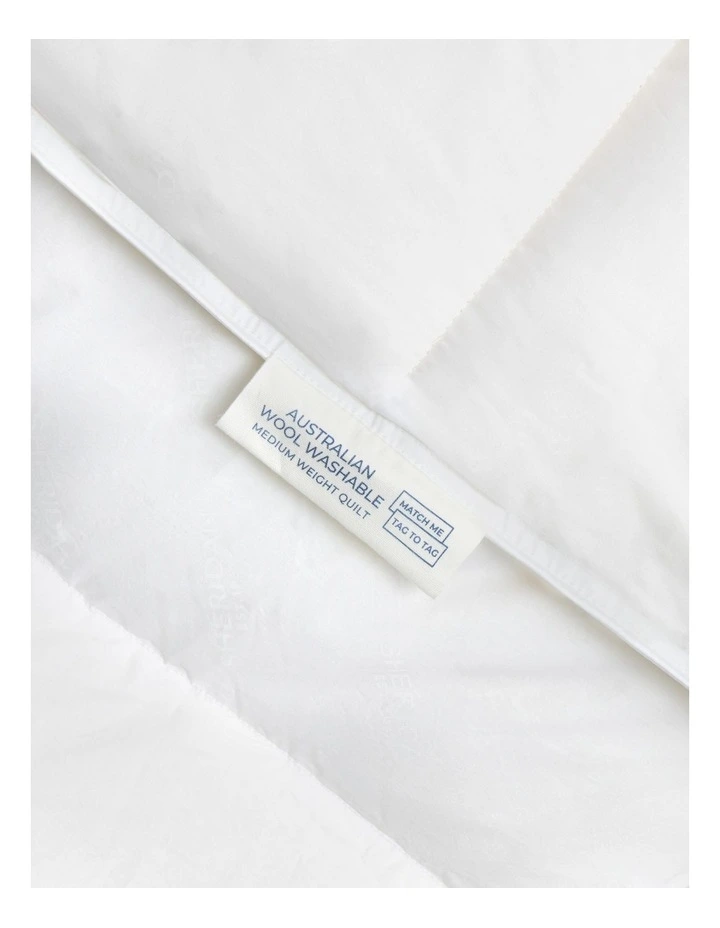 Australian Wool Washable Medium Quilt in Pure White image 4