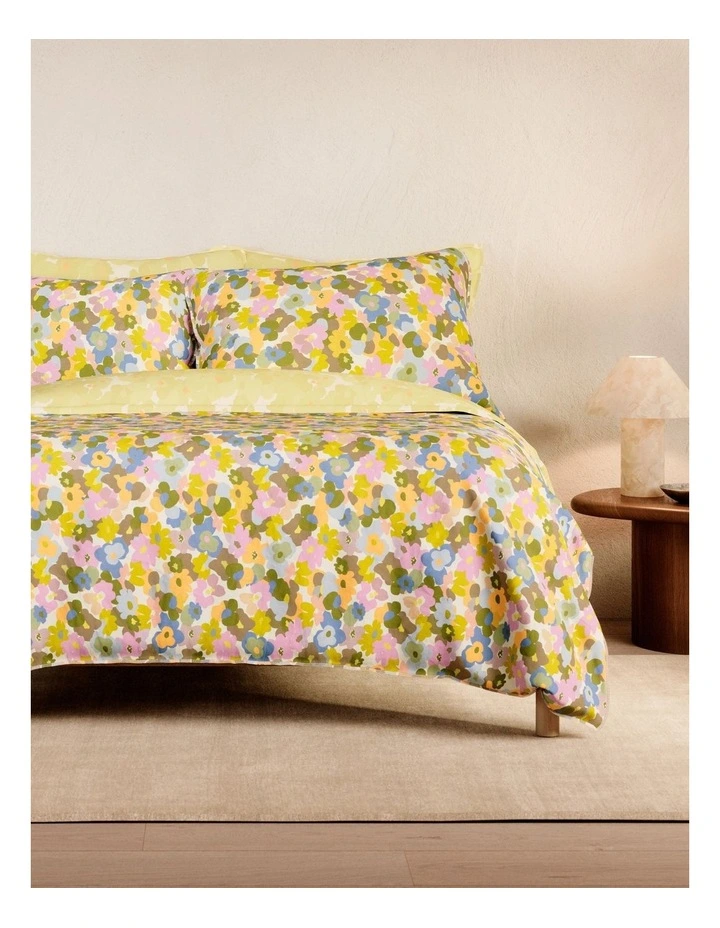 Bayley Bloom Quilt Cover Set in Multi image 1