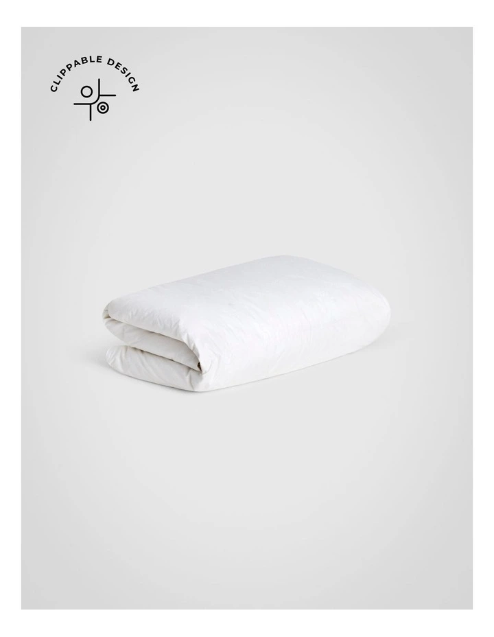 Deluxe Dream Feather and Down Light Half Quilt in Pure White image 2