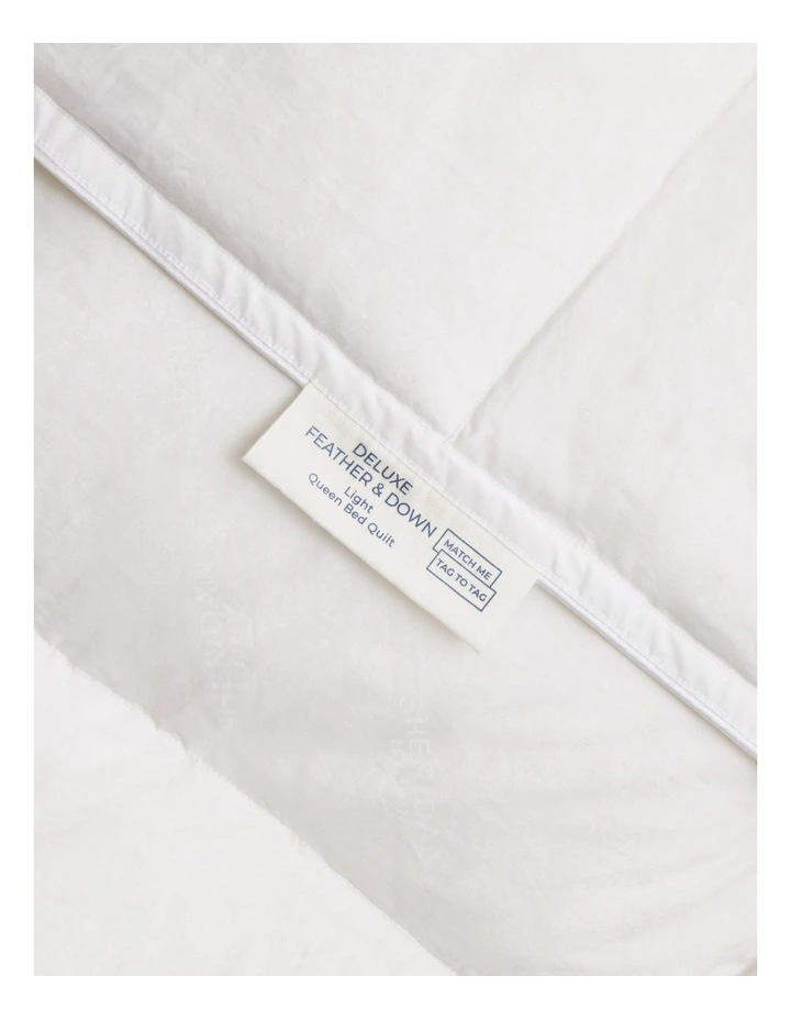 Deluxe Dream Feather and Down Light Quilt in Pure White image 4