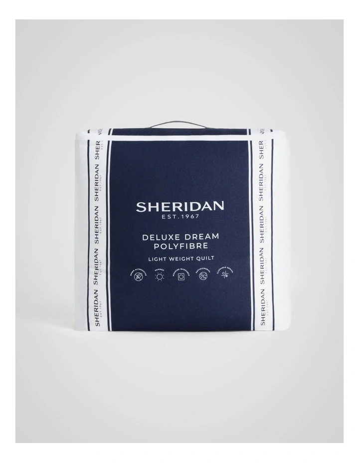 Deluxe Dream Light Quilt in Pure White image 1