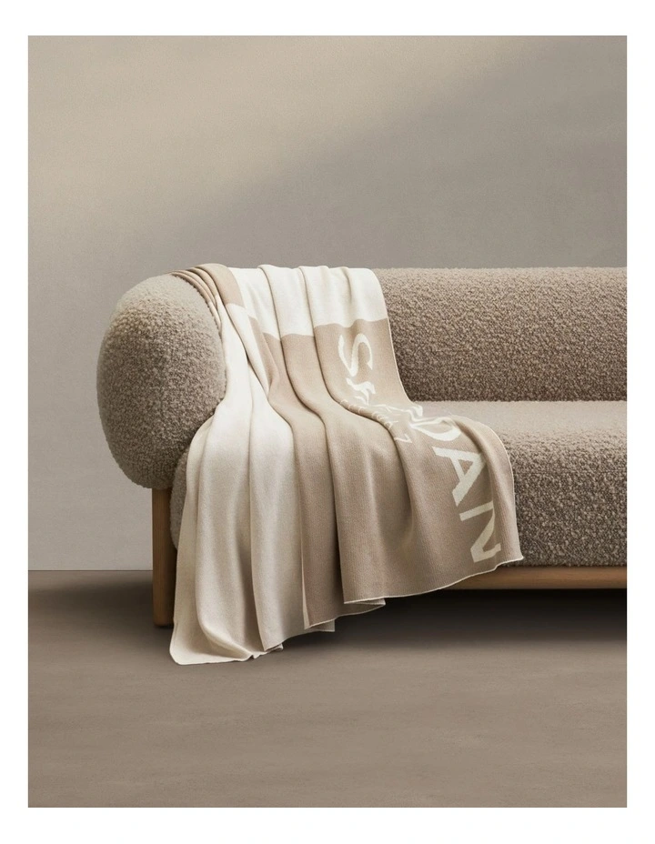 Logo Throw in Sesame image 3