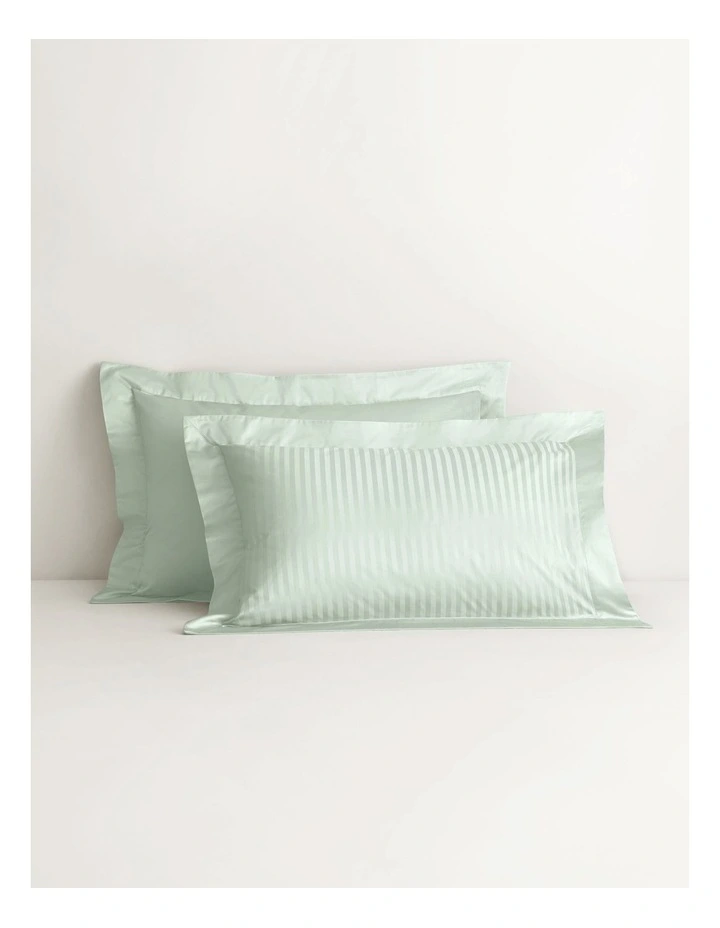 1200TC Millennia Tailored Pillowcase in Light Peppermint image 1