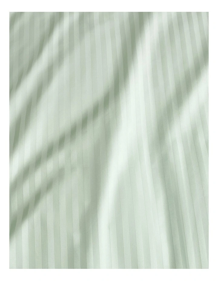 1200TC Millennia Tailored Pillowcase in Light Peppermint image 3