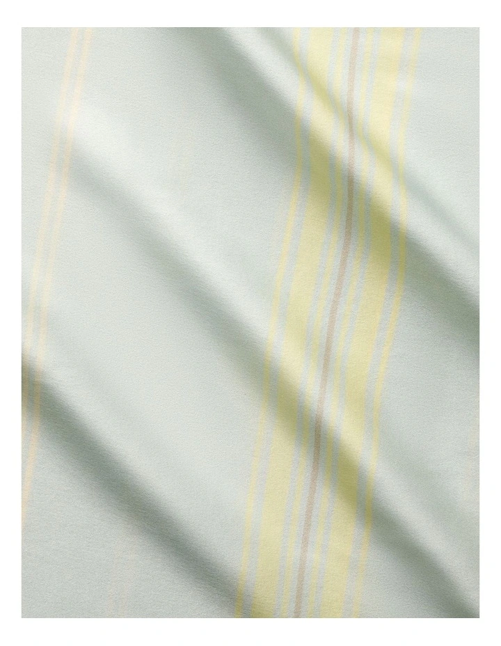 Lanham Limited Edition Pillowcase in Light Peppermint image 2