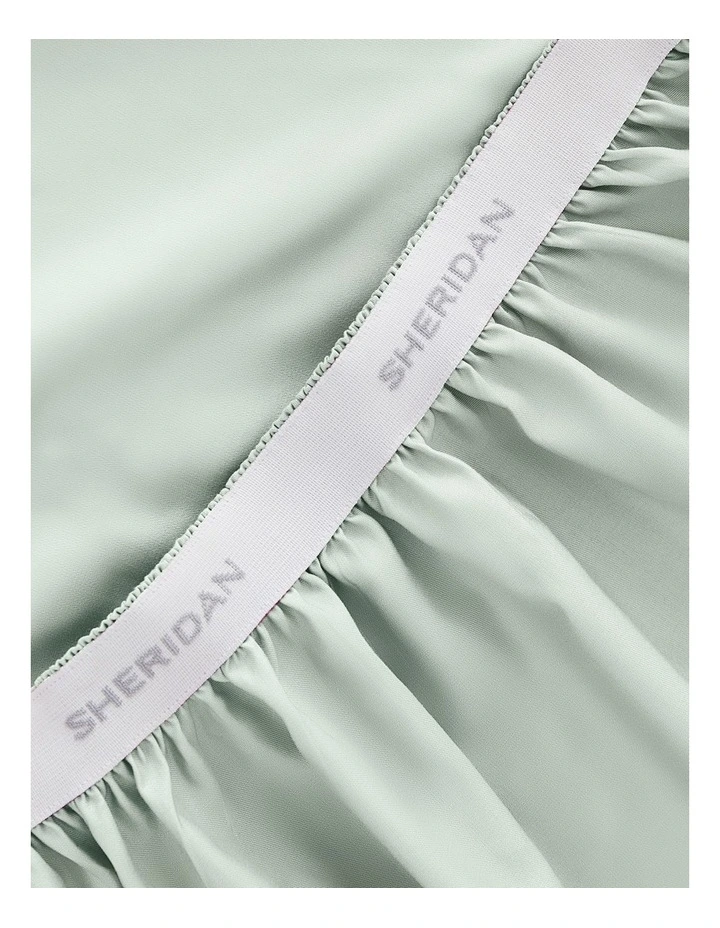 1200TC Ultimate Sateen Fitted Sheet in Light Peppermint image 3