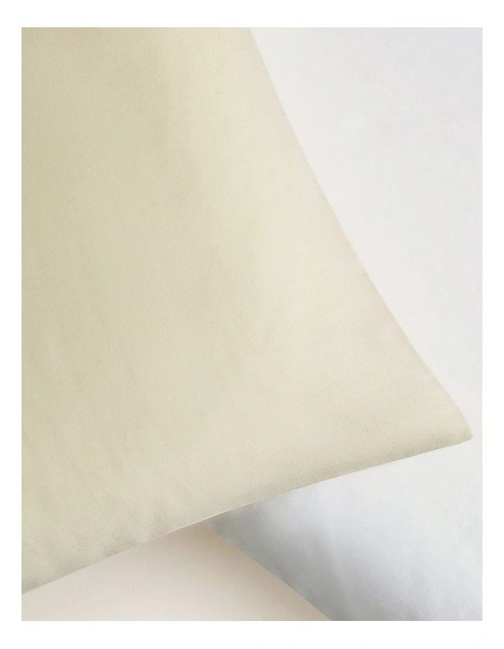 Bayley Travel Pillowcase Set in Soft Green image 2