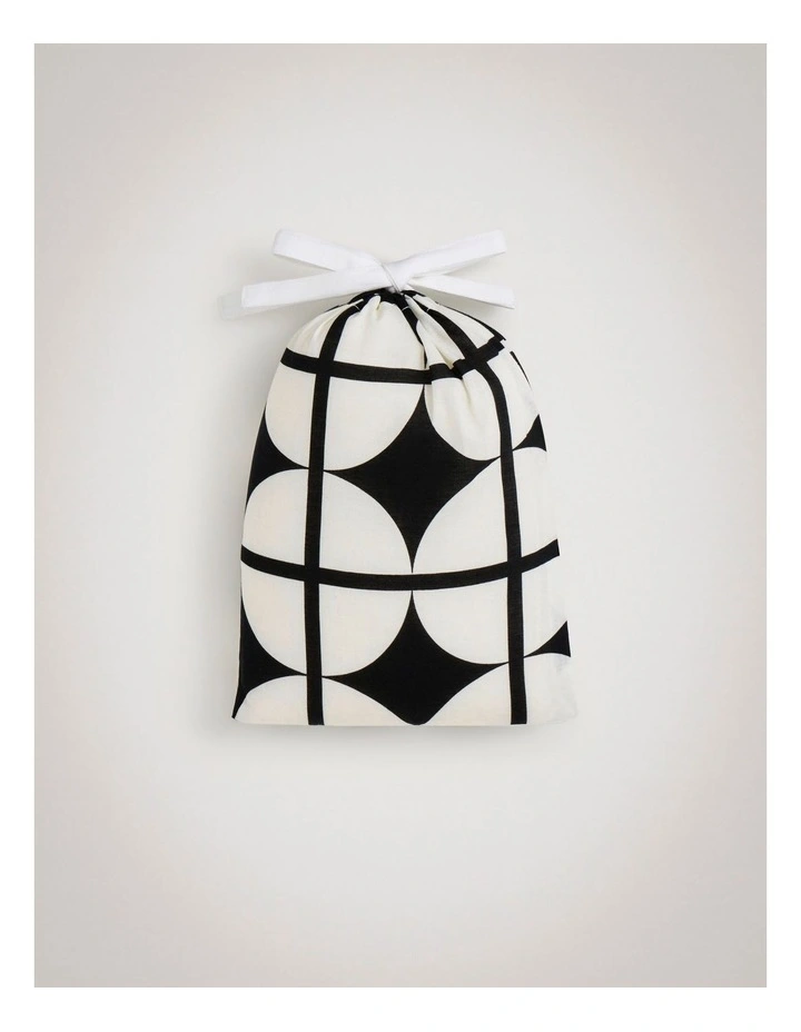 Polka Beach Sarong in Ebony image 3