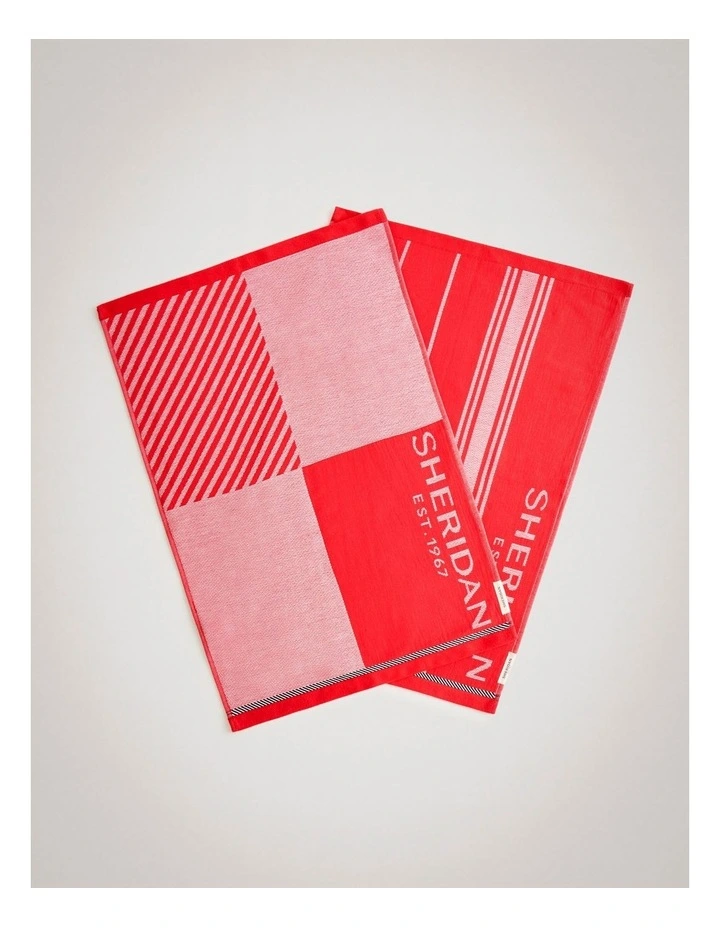 Vero Tea Towel Set - Two Pack in Strawberry image 2