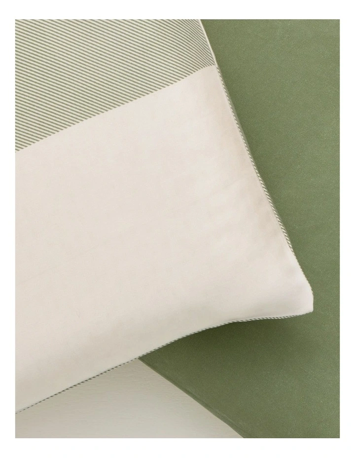 Travel Pillowcase Set in Moss image 2