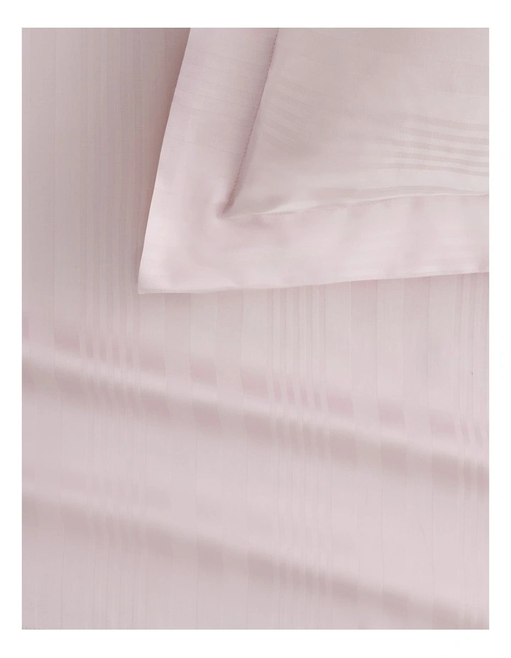 Newmark Quilt Cover Set in Hydrangea image 2