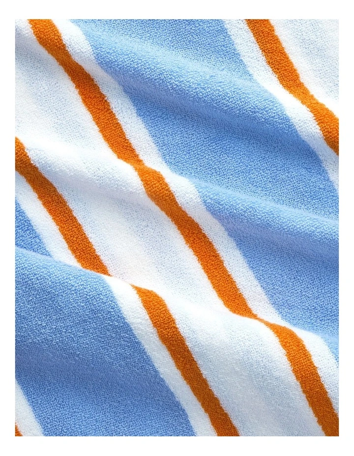 Sleepsafe Beach Towel in Daylight image 3