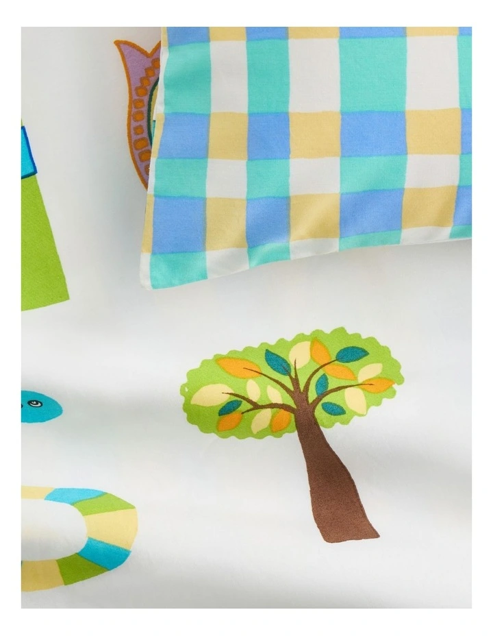 Alphabed Quilt Cover Set in Multi image 2