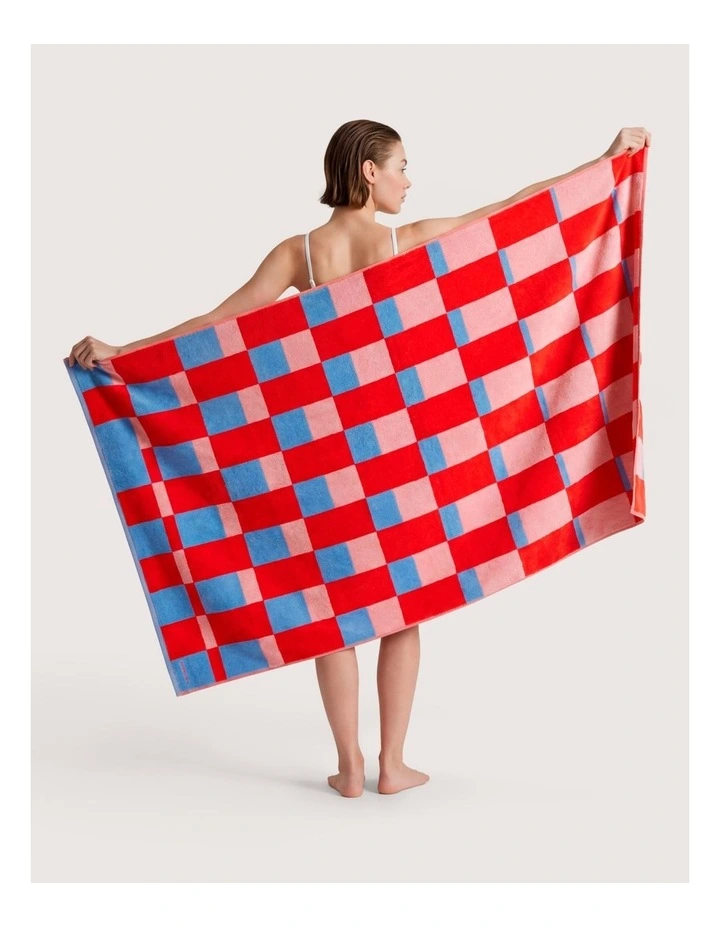Elyra Beach Towel in Chilli Pepper image 2