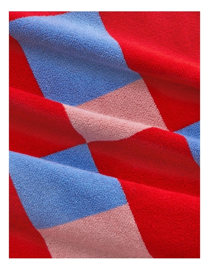 Elyra Beach Towel in Chilli Pepper image 3