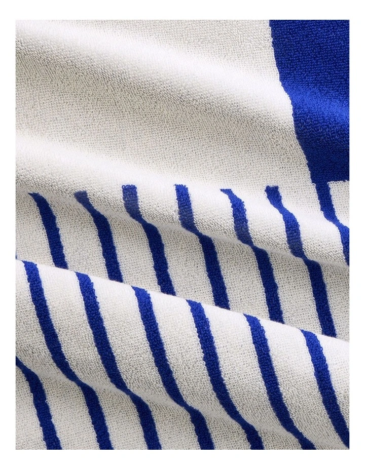 Solura Beach Towel in Cobalt image 3