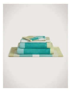 Lumen Towel Collection in Jade