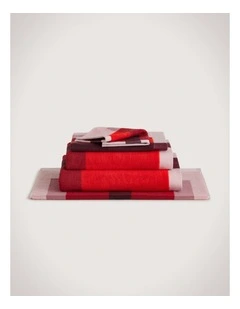 Lumen Towel Collection in Poppy