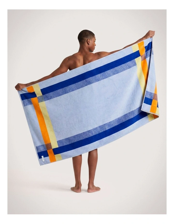 Elysun Beach Towel in Breeze image 2
