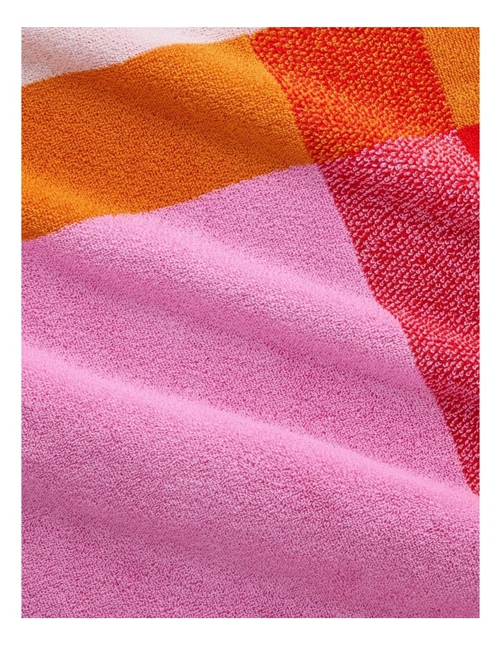 Elysun Beach Towel in Sweet Pea image 3