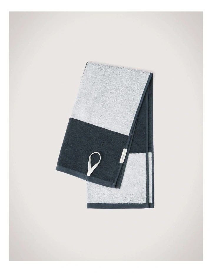 Trak Gym Towel in Eclipse image 1