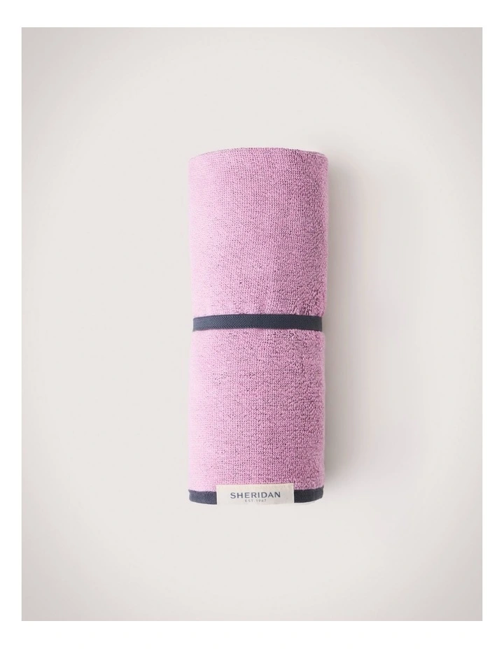 Trak Gym Towel in Sweet Pea image 3