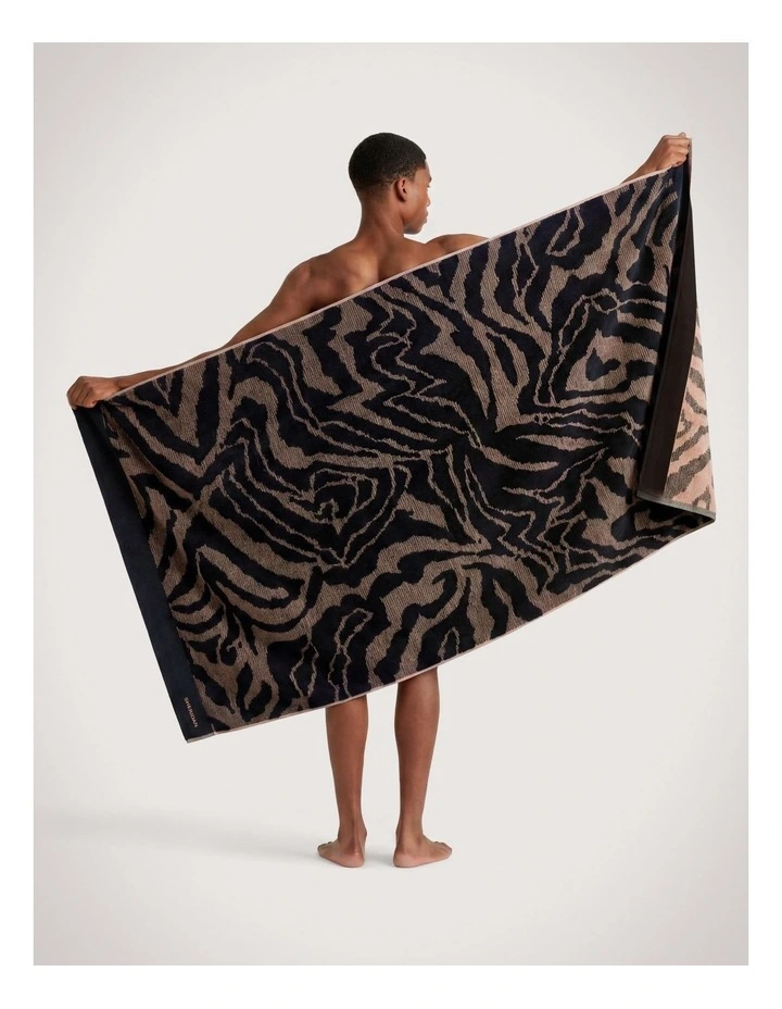 Zymera Beach Towel in Ebony image 2