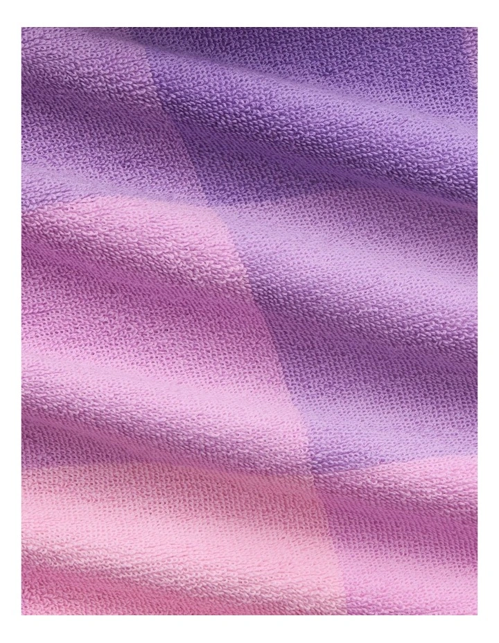 Hi Tide Small Beach Towel in Lotus image 2
