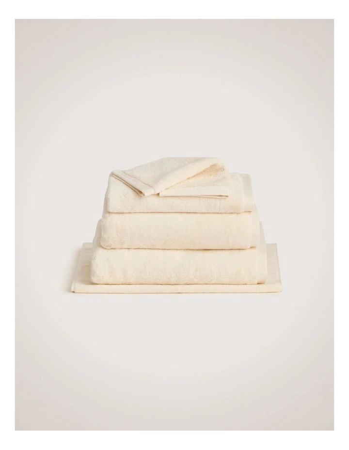 Ultimate Indulgence Towel Collection in Antique White image 1