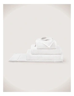Calloway Towel Collection in White